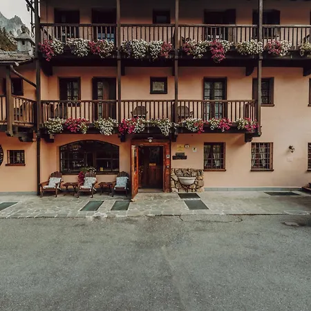 Otel La Brenva - Estella Collection & Experience Courmayeur